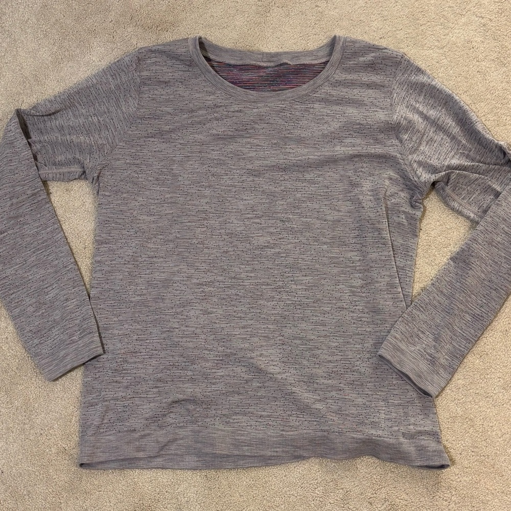 Lululemon Purple/Gray Speckled Long Sleeve Swiftly Tech Top IN GREAT CONDITION